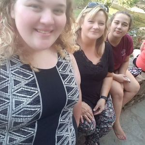 Meet your Posher, Crystal